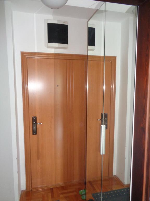 Apartment Aleksija Nis Exterior photo